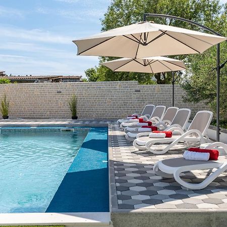 Apartman David S Bazenom Podusje Ngoại thất bức ảnh