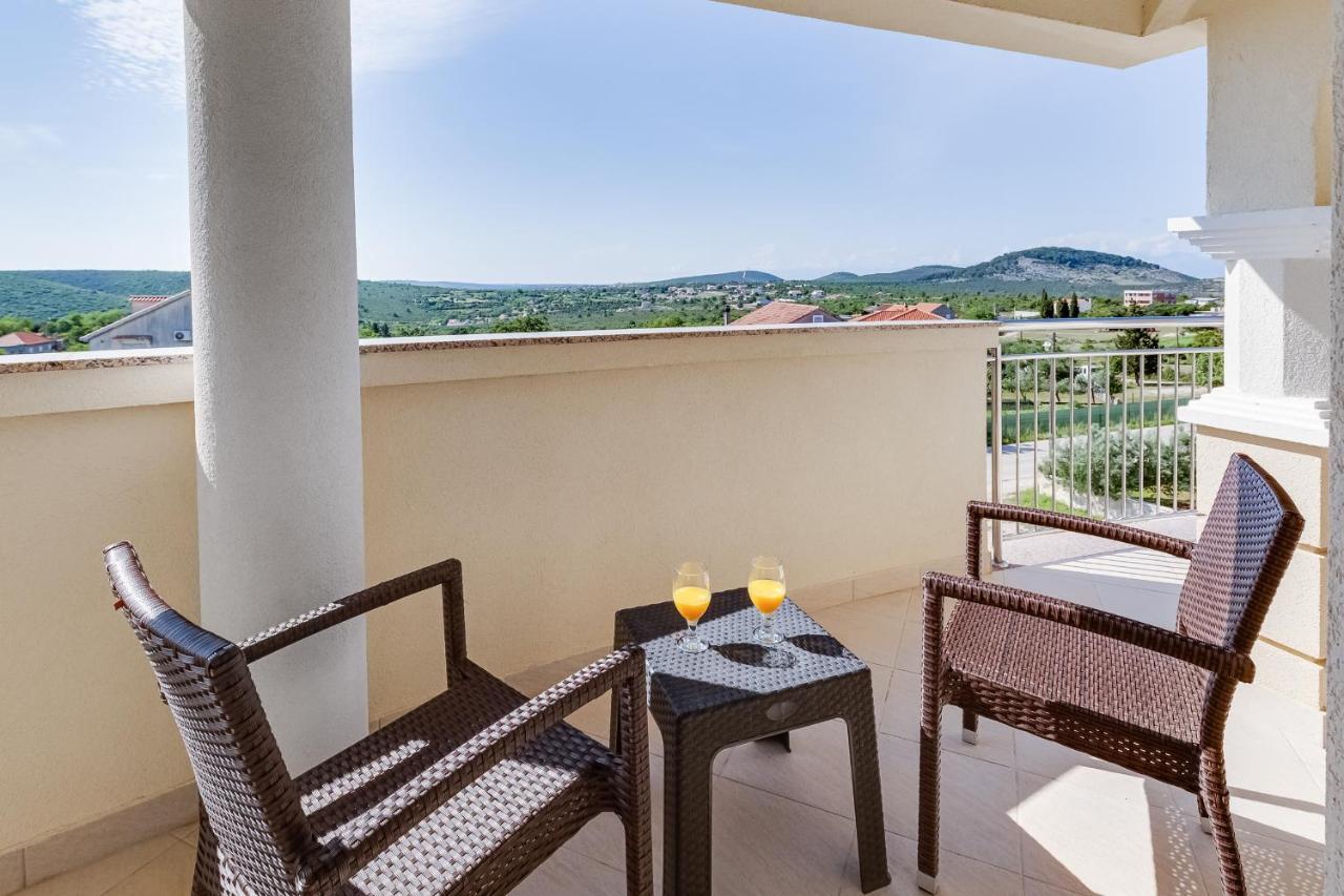 Apartman David S Bazenom Podusje Ngoại thất bức ảnh